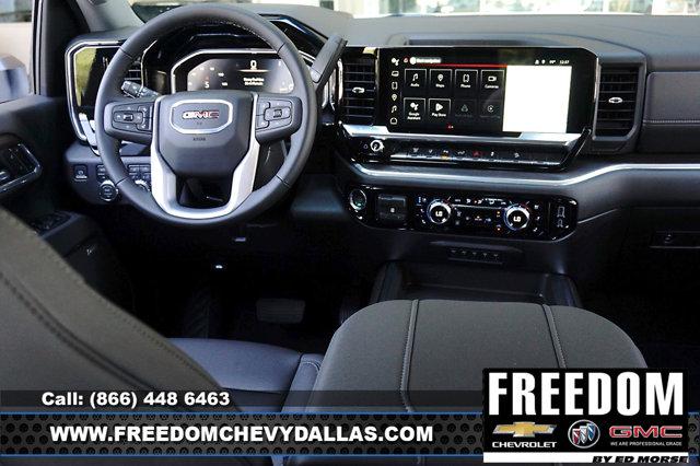 2025 GMC Sierra 2500HD 4WD Crew Cab Standard Bed SLT