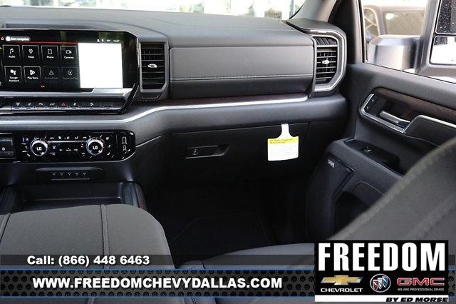 2025 GMC Sierra 2500HD 4WD Crew Cab Standard Bed SLT