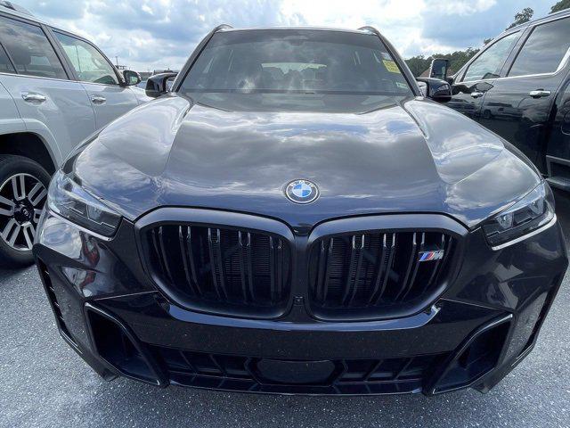 2025 BMW X5 M60i