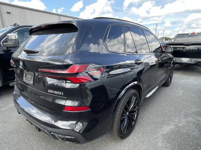 2025 BMW X5 M60i