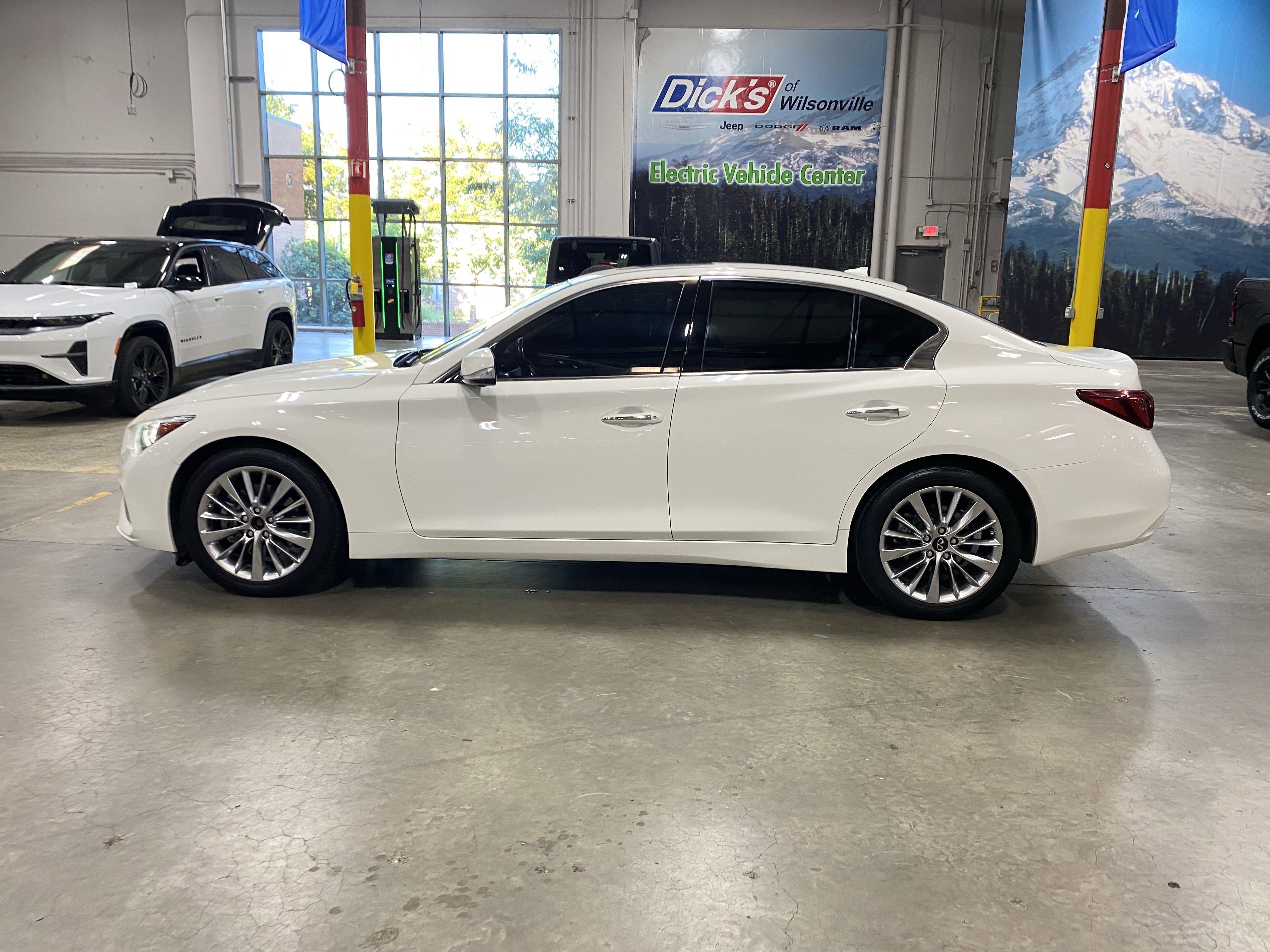 2021 INFINITI Q50