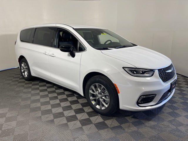 2026 Chrysler Pacifica PACIFICA SELECT AWD 2026 Chrysler Pacifica PACIFICA SELECT AWD