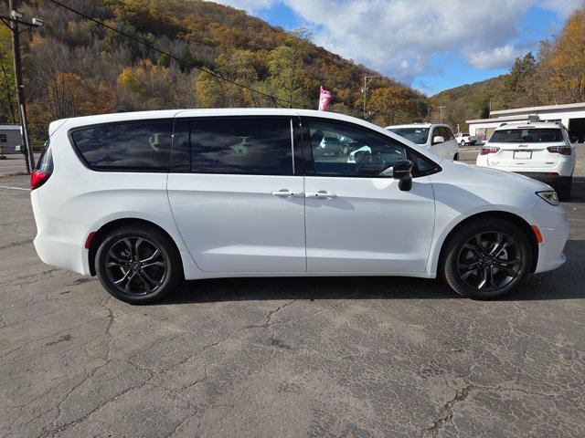 2026 Chrysler Pacifica PACIFICA SELECT 2026 Chrysler Pacifica PACIFICA SELECT