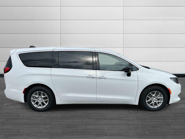 2026 Chrysler Voyager VOYAGER LX