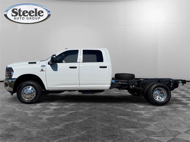 2026 RAM Ram 3500 Chassis Cab RAM 3500 TRADESMAN CREW CAB CHASSIS 4X4 60 CA