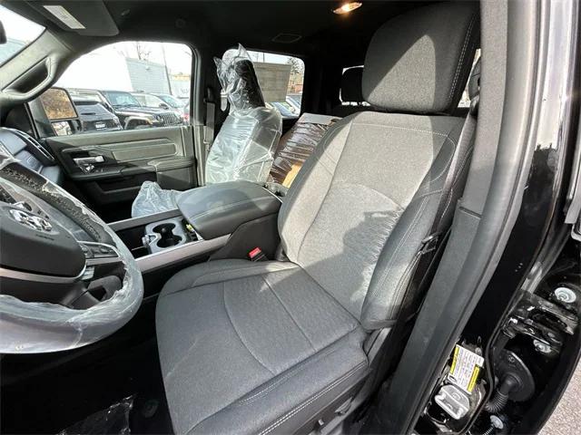 2026 Ram 3500 Big Horn Crew Cab 4x4 8' Box