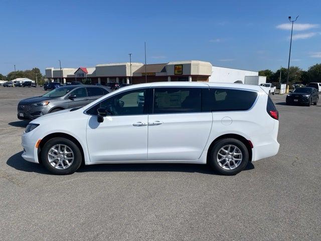 2026 Chrysler Voyager VOYAGER LX 2026 Chrysler Voyager VOYAGER LX