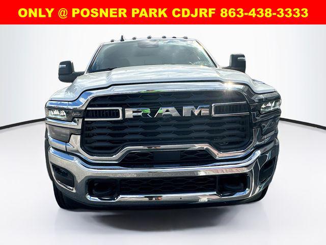 2026 RAM Ram 5500 Chassis Cab RAM 5500 TRADESMAN CHASSIS CREW CAB 4X4 84 CA 2026 RAM Ram 5500 Chassis Cab RAM 5500 TRADESMAN CHASSIS CREW CAB 4X4 84 CA
