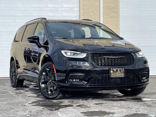 2026 Chrysler Pacifica PACIFICA SELECT AWD