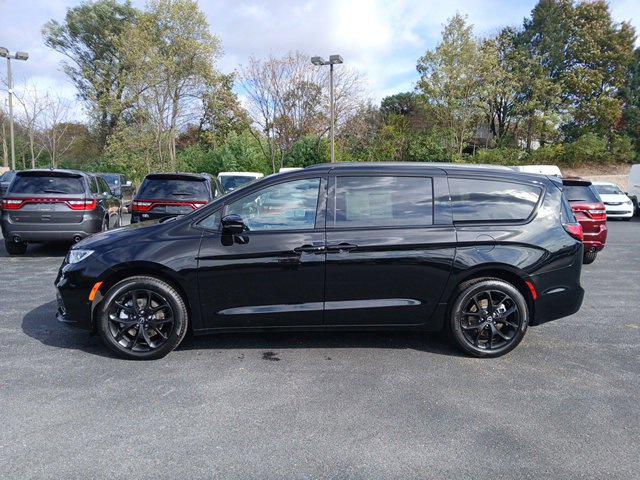 2026 Chrysler Pacifica PACIFICA LIMITED AWD