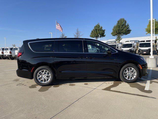 2026 Chrysler Voyager VOYAGER LX
