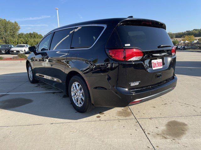 2026 Chrysler Voyager VOYAGER LX