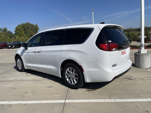 2026 Chrysler Voyager VOYAGER LX