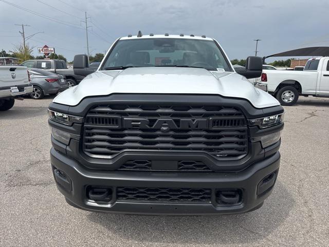 2026 RAM Ram 3500 Chassis Cab RAM 3500 TRADESMAN CREW CAB CHASSIS 4X4 60 CA