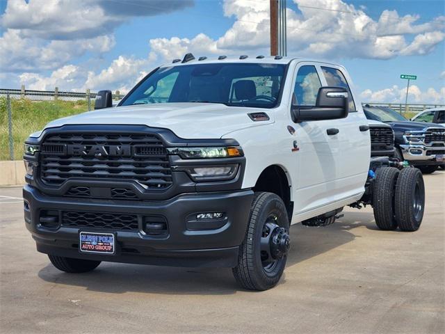 2026 RAM Ram 3500 Chassis Cab RAM 3500 TRADESMAN CREW CAB CHASSIS 4X4 60 CA