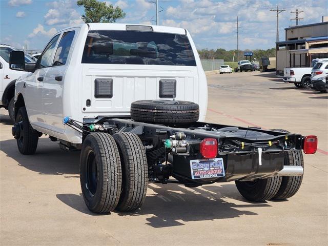 2026 RAM Ram 3500 Chassis Cab RAM 3500 TRADESMAN CREW CAB CHASSIS 4X4 60 CA