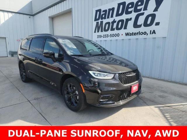 2026 Chrysler Pacifica PACIFICA LIMITED AWD