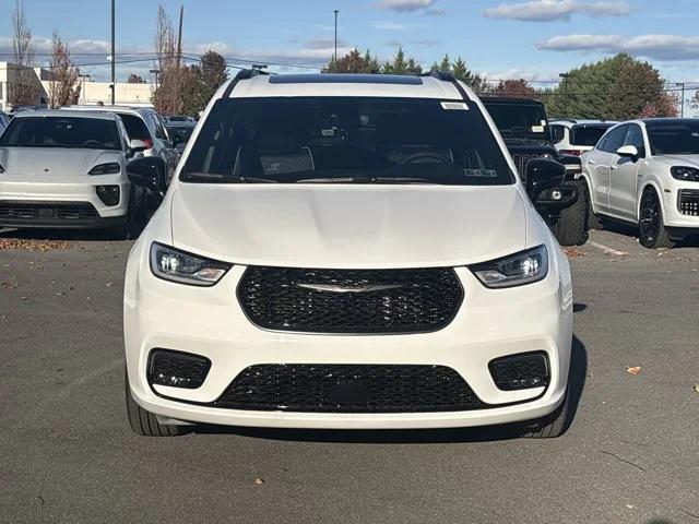 2026 Chrysler Pacifica PACIFICA LIMITED AWD