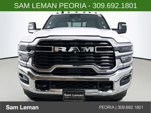 2026 RAM Ram 2500 RAM 2500 TRADESMAN CREW CAB 4X4 8 BOX