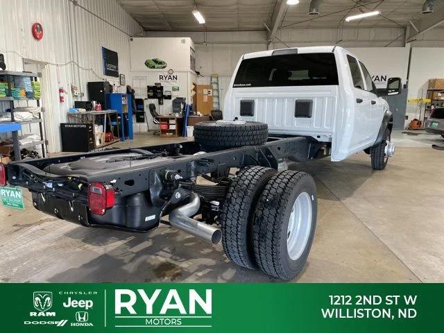 2026 RAM Ram 5500 Chassis Cab RAM 5500 TRADESMAN CHASSIS CREW CAB 4X4 84 CA