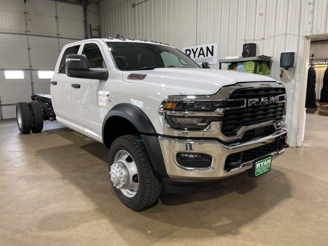 2026 RAM Ram 5500 Chassis Cab RAM 5500 TRADESMAN CHASSIS CREW CAB 4X4 84 CA 2026 RAM Ram 5500 Chassis Cab RAM 5500 TRADESMAN CHASSIS CREW CAB 4X4 84 CA