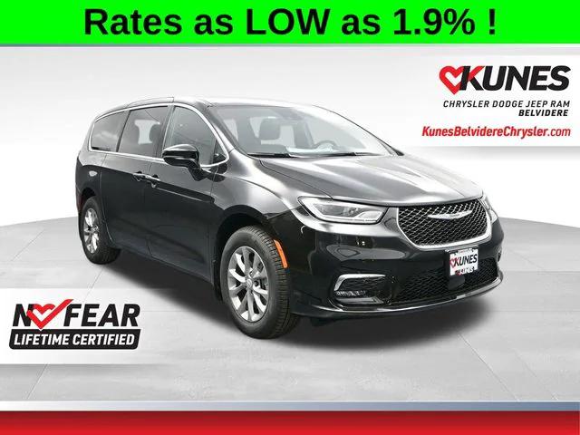 2026 Chrysler Pacifica PACIFICA SELECT AWD