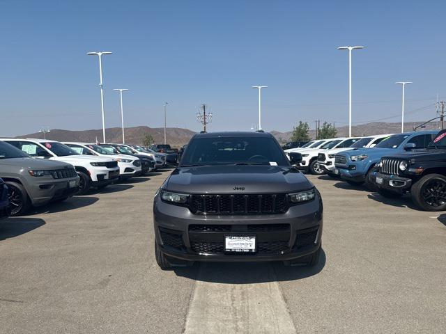 2024 Jeep Grand Cherokee L Altitude 4x4 2024 Jeep Grand Cherokee L Altitude 4x4