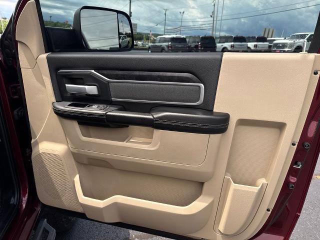 2022 Ram 3500 Big Horn Regular Cab 4x4 8 Box