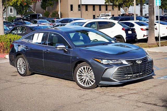 2019 Toyota Avalon XLE