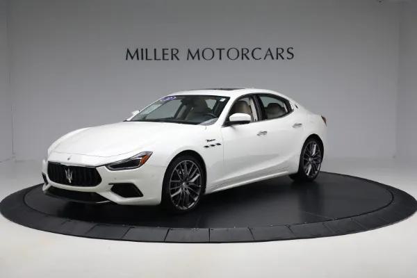 2022 Maserati Ghibli Modena Q4