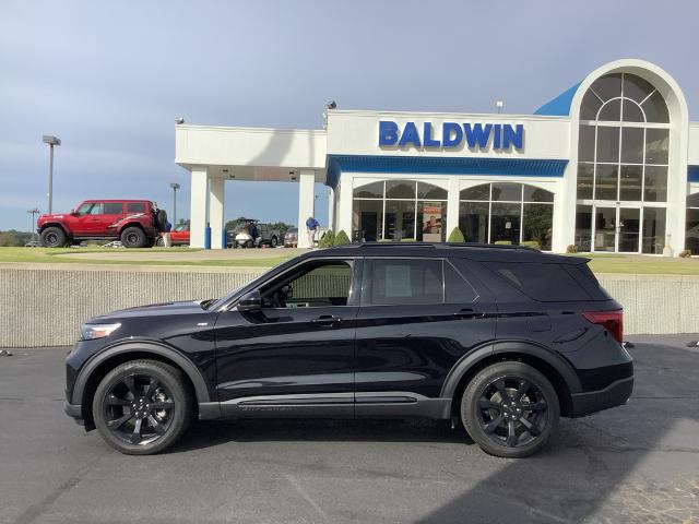 2024 Ford Explorer ST-Line