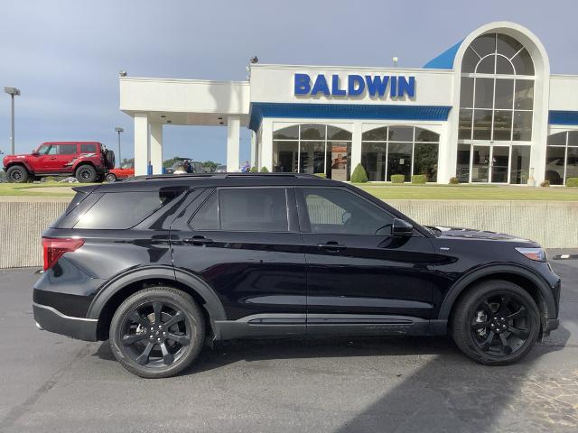 2024 Ford Explorer ST-Line