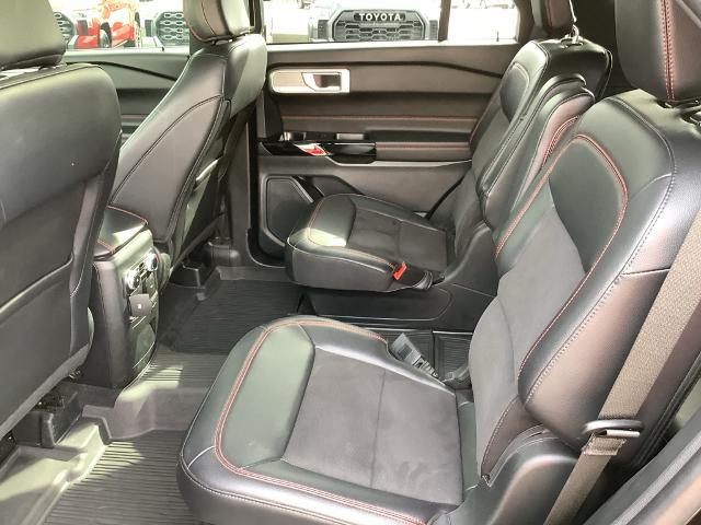 2024 Ford Explorer ST-Line
