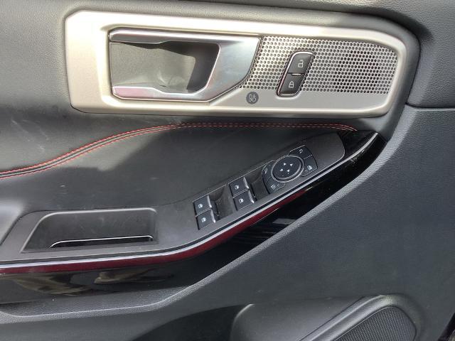 2024 Ford Explorer ST-Line