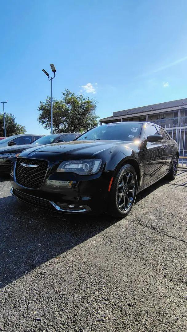2017 Chrysler 300 300S AWD