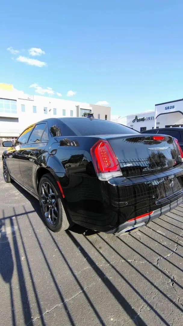 2017 Chrysler 300 300S AWD