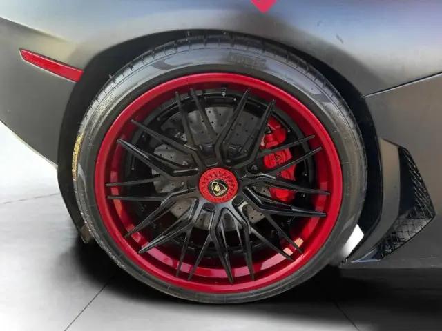 2017 Lamborghini Aventador LP740-4S