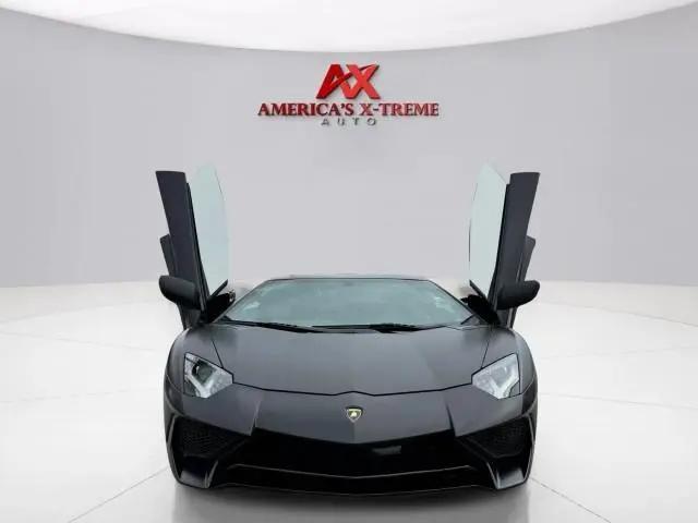 2017 Lamborghini Aventador LP740-4S