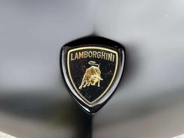 2017 Lamborghini Aventador LP740-4S