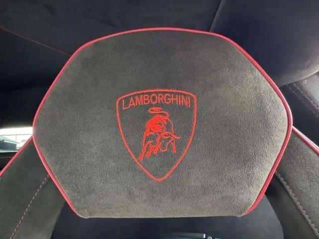 2017 Lamborghini Aventador LP740-4S