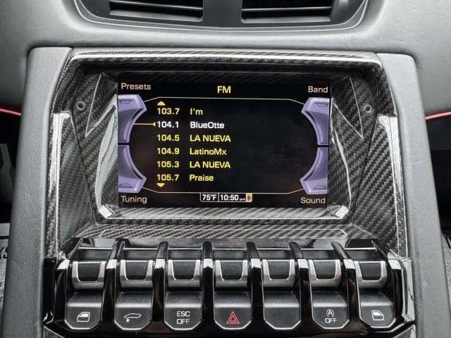 2017 Lamborghini Aventador LP740-4S