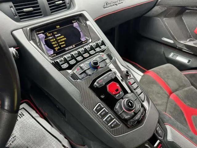 2017 Lamborghini Aventador LP740-4S