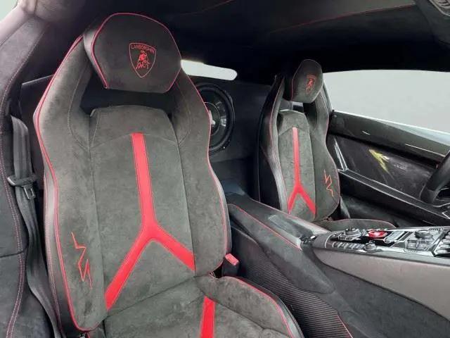 2017 Lamborghini Aventador LP740-4S
