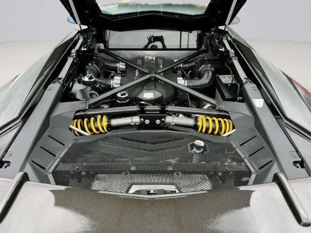 2017 Lamborghini Aventador LP740-4S