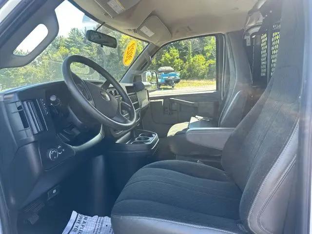 2023 Chevrolet Express Cargo Van RWD 2500 Regular Wheelbase WT