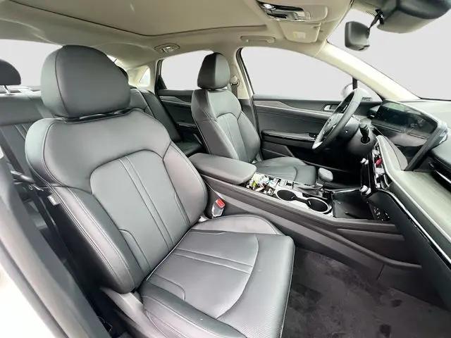 2026 Kia K5 EX