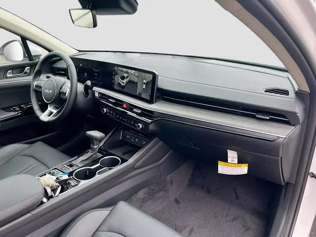 2026 Kia K5 EX