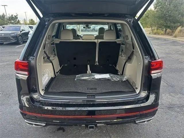 2026 Volkswagen Atlas SEL Premium R-Line