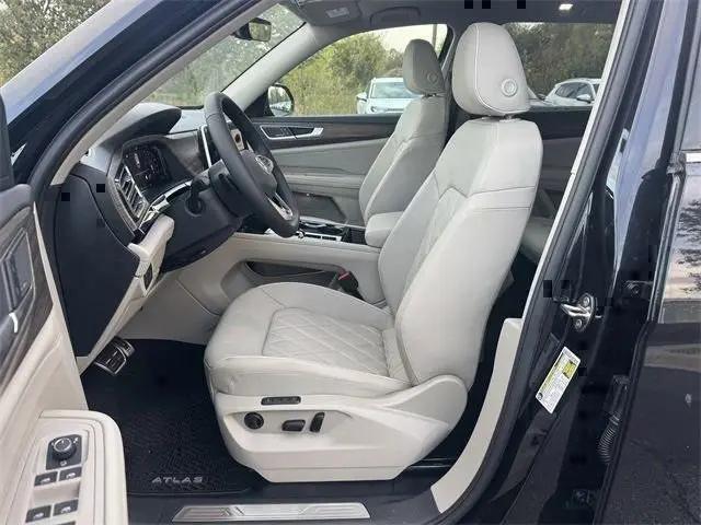 2026 Volkswagen Atlas SEL Premium R-Line