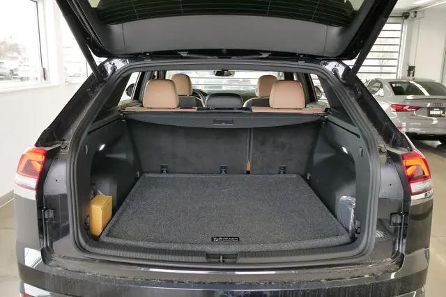 2026 Volkswagen Atlas Cross Sport SEL